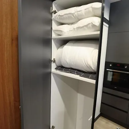 Klimatyczne Mieszkanie W Sercu Starego Podgorza Apartmán